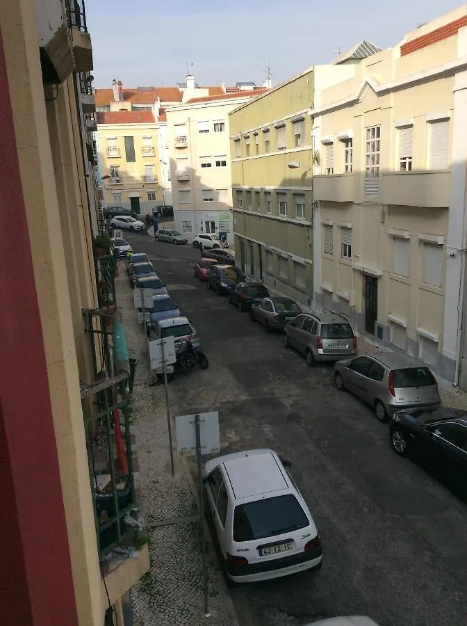 Apartment Whome Modern 1-Bed With Ac & Private Terrace Lissabon